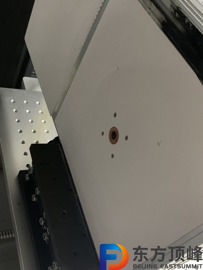 中科院某所太陽能模擬器光斑輻射強度測量